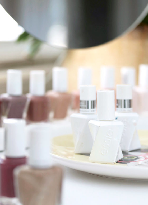 Unsung Makeup Heroes: Essie Gel Couture Top Coat