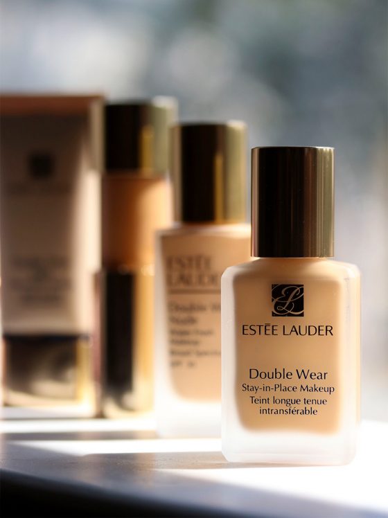 Estée Lauder Double Wear Deep Dive: Double Wear Stay-in-Place Makeup